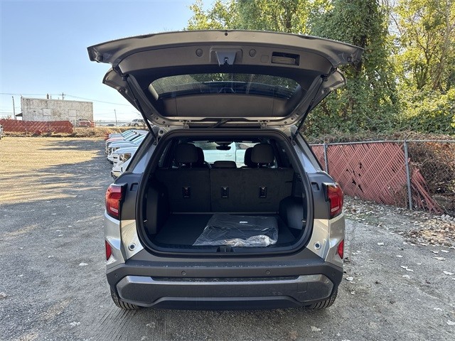 GMC Terrain Vehicle Full-screen Gallery Image 23