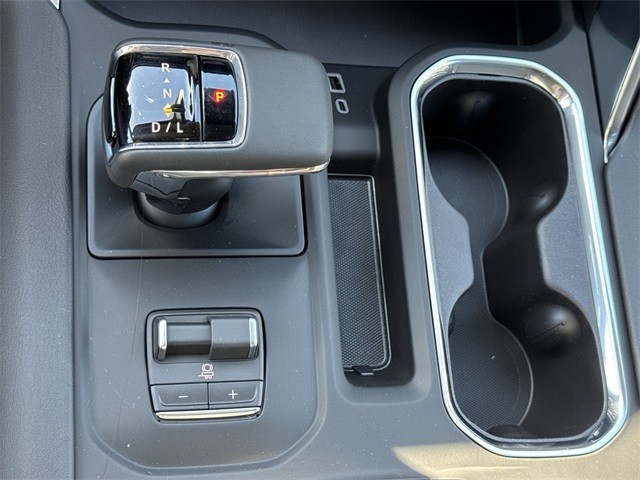 GMC Sierra 1500 Vehicle Full-screen Gallery Image 20