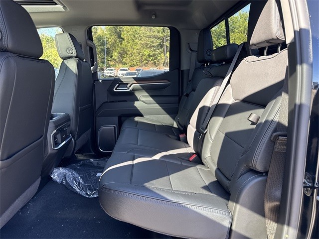 GMC Sierra 1500 Vehicle Full-screen Gallery Image 23