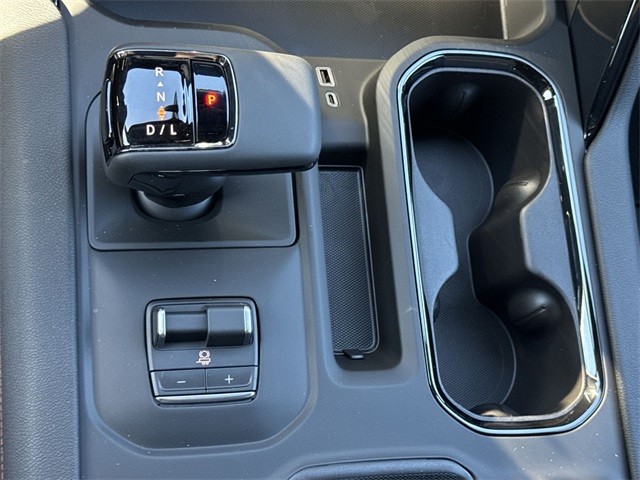 GMC Sierra 1500 Vehicle Full-screen Gallery Image 20