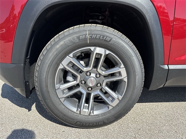 GMC Terrain Vehicle Full-screen Gallery Image 10