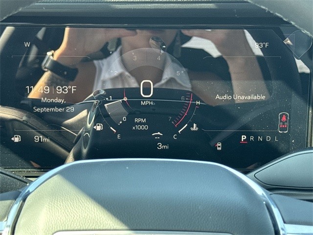 GMC Terrain Vehicle Full-screen Gallery Image 15