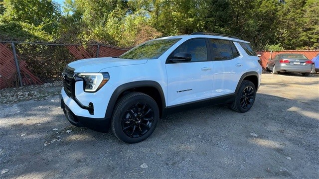 GMC Terrain Vehicle Full-screen Gallery Image 04