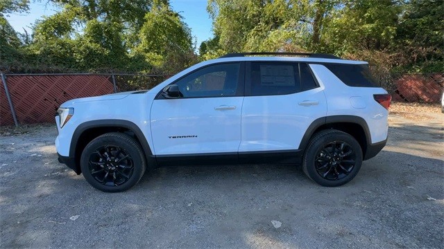 GMC Terrain Vehicle Full-screen Gallery Image 05