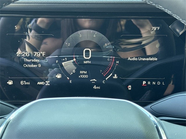 GMC Terrain Vehicle Full-screen Gallery Image 15