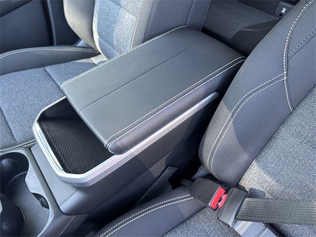 GMC Terrain Vehicle Full-screen Gallery Image 21