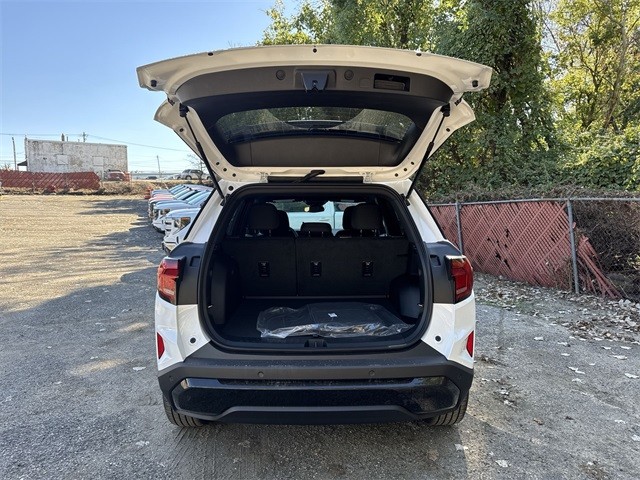 GMC Terrain Vehicle Full-screen Gallery Image 23