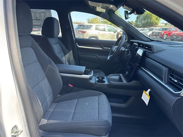 GMC Terrain Vehicle Full-screen Gallery Image 24