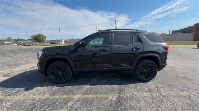 GMC Terrain Vehicle Full-screen Gallery Image 05