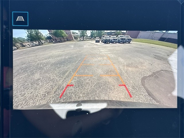 GMC Terrain Vehicle Full-screen Gallery Image 17