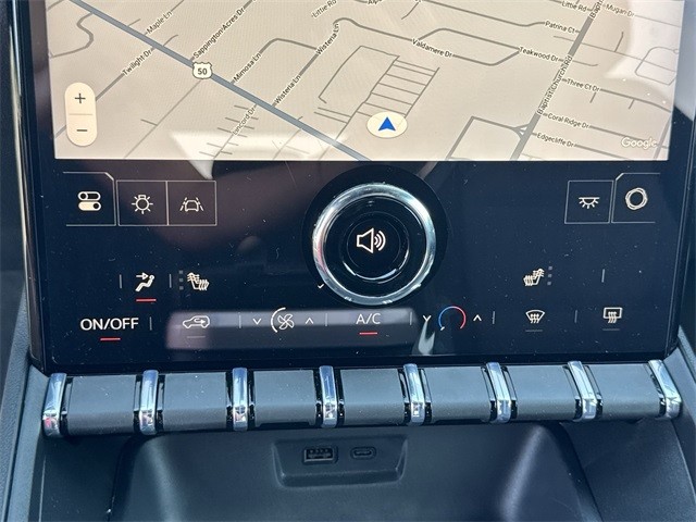 GMC Terrain Vehicle Full-screen Gallery Image 19