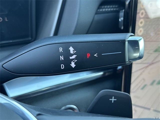 GMC Terrain Vehicle Full-screen Gallery Image 20