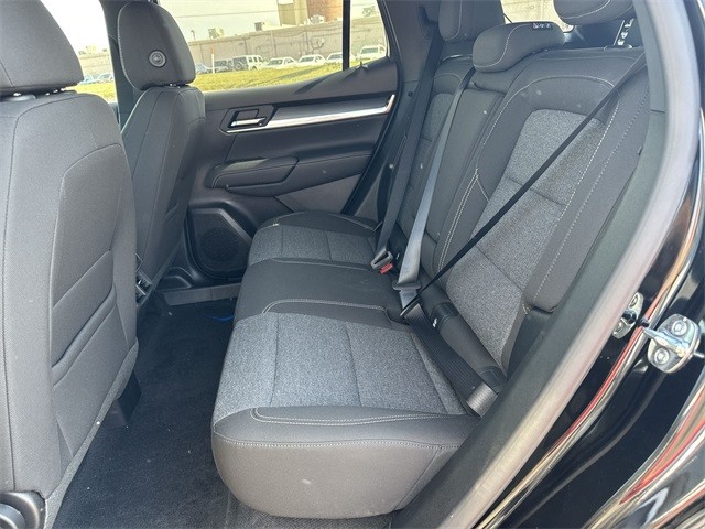 GMC Terrain Vehicle Full-screen Gallery Image 22