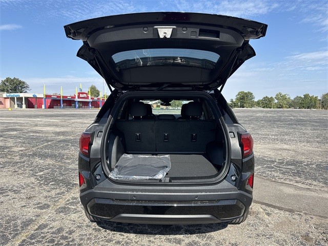 GMC Terrain Vehicle Full-screen Gallery Image 23