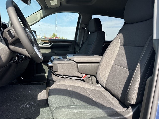 GMC Sierra 1500 Vehicle Full-screen Gallery Image 11