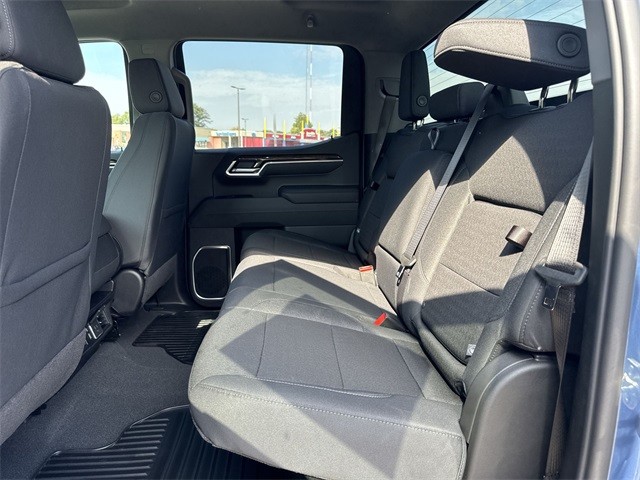 GMC Sierra 1500 Vehicle Full-screen Gallery Image 22