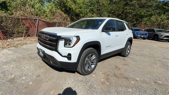 GMC Terrain Vehicle Full-screen Gallery Image 04