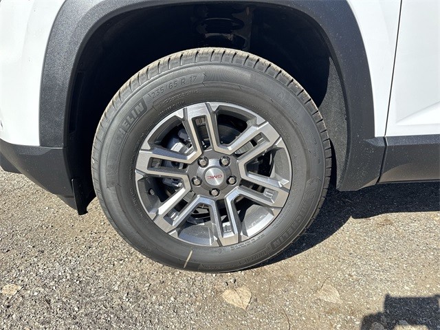 GMC Terrain Vehicle Full-screen Gallery Image 10