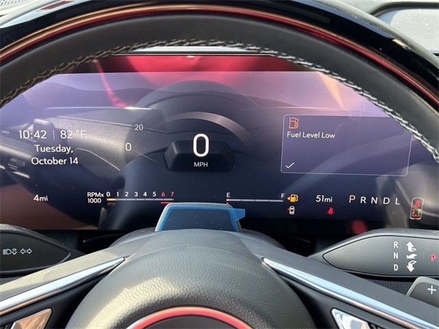 Buick Enclave Vehicle Full-screen Gallery Image 15