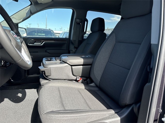 GMC Sierra 1500 Vehicle Full-screen Gallery Image 11