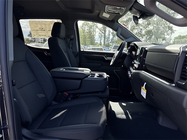 GMC Sierra 1500 Vehicle Full-screen Gallery Image 24