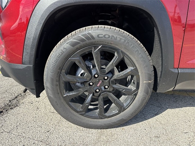 GMC Terrain Vehicle Full-screen Gallery Image 10