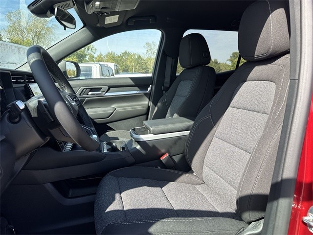 GMC Terrain Vehicle Full-screen Gallery Image 11