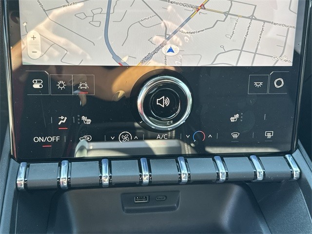 GMC Terrain Vehicle Full-screen Gallery Image 19