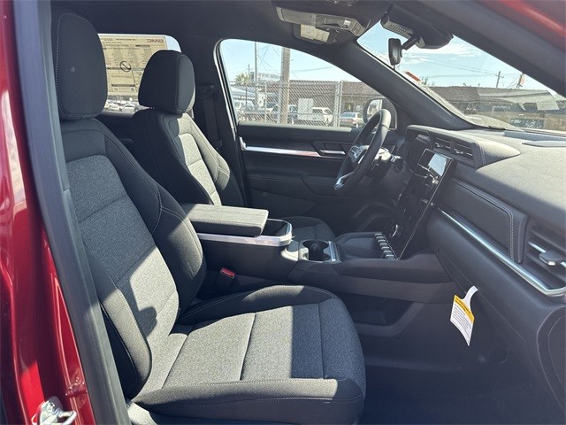 GMC Terrain Vehicle Full-screen Gallery Image 24