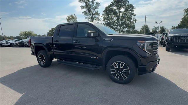 GMC Sierra 1500 Vehicle Full-screen Gallery Image 02