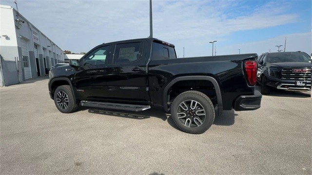 GMC Sierra 1500 Vehicle Full-screen Gallery Image 06