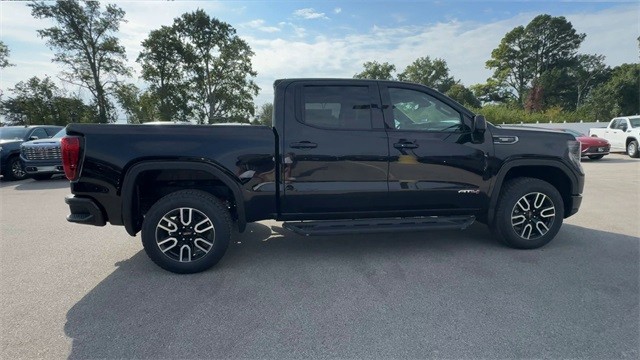 GMC Sierra 1500 Vehicle Full-screen Gallery Image 09