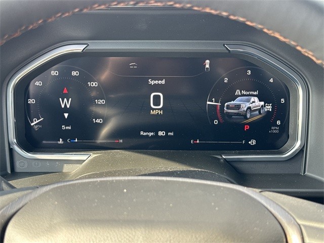 GMC Sierra 1500 Vehicle Full-screen Gallery Image 15