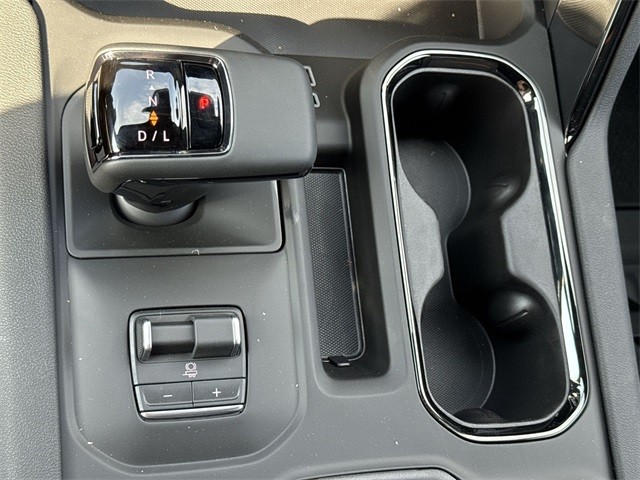 GMC Sierra 1500 Vehicle Full-screen Gallery Image 20