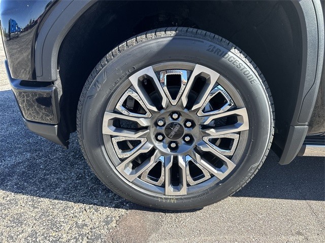 GMC Sierra 1500 Vehicle Full-screen Gallery Image 10