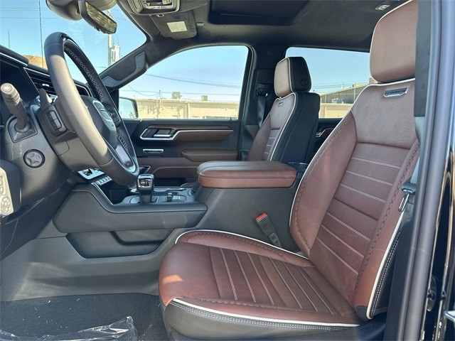 GMC Sierra 1500 Vehicle Full-screen Gallery Image 11