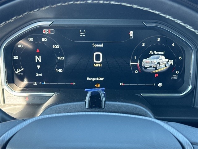 GMC Sierra 1500 Vehicle Full-screen Gallery Image 15