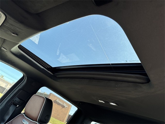 GMC Sierra 1500 Vehicle Full-screen Gallery Image 22