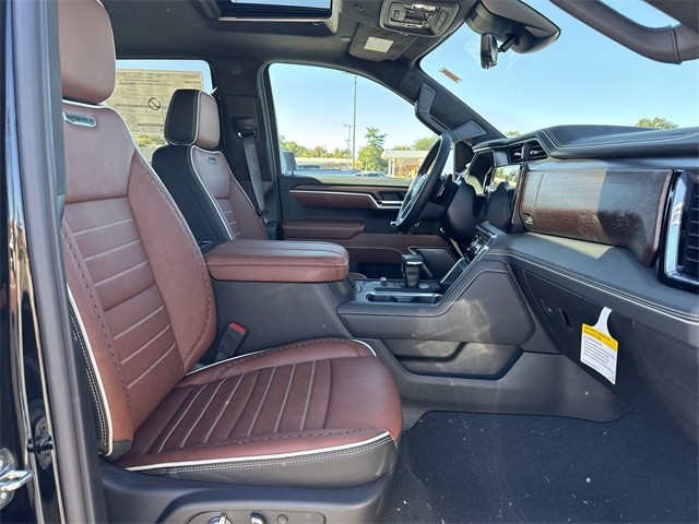 GMC Sierra 1500 Vehicle Full-screen Gallery Image 25