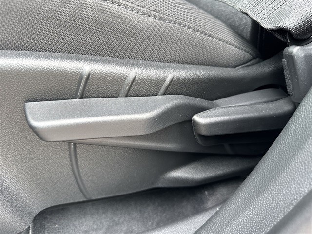 GMC Terrain Vehicle Full-screen Gallery Image 12