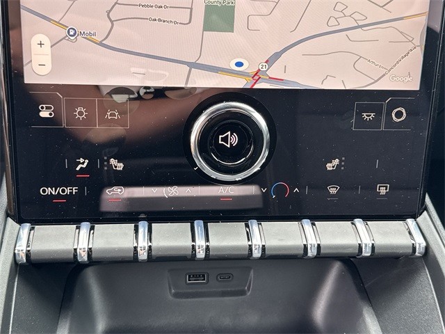 GMC Terrain Vehicle Full-screen Gallery Image 19