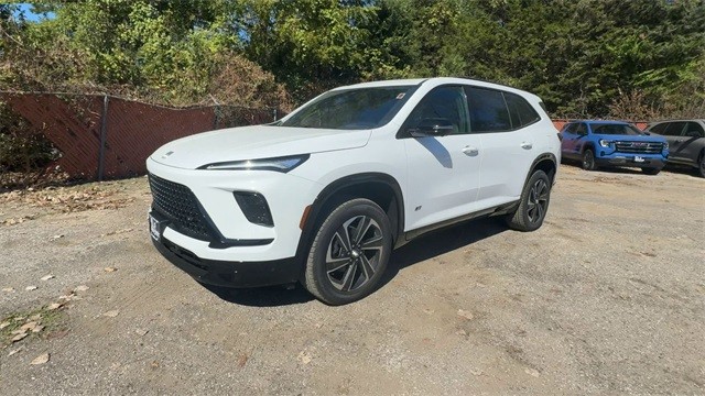 Buick Enclave Vehicle Full-screen Gallery Image 04