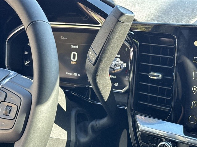 GMC Sierra 1500 Vehicle Full-screen Gallery Image 20