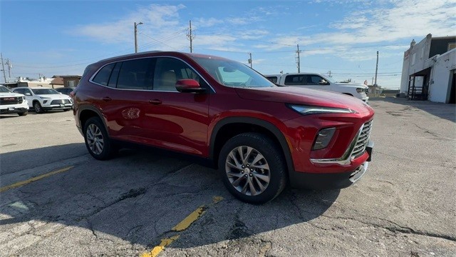 Buick Enclave Vehicle Full-screen Gallery Image 02