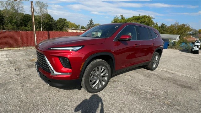 Buick Enclave Vehicle Full-screen Gallery Image 04