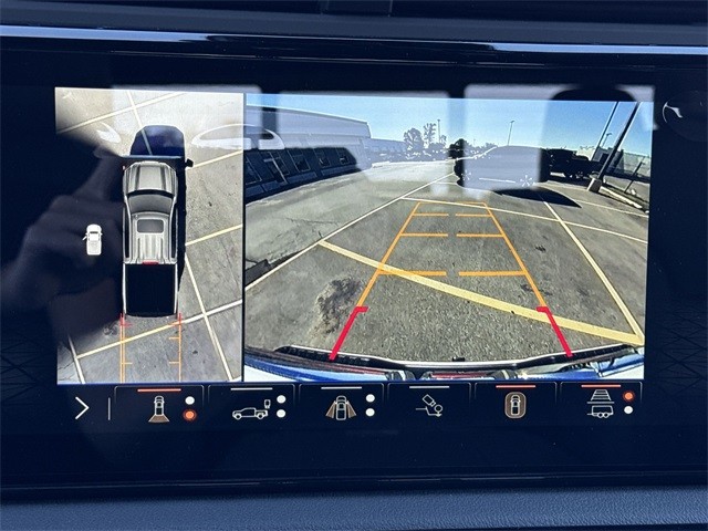 GMC Sierra 1500 Vehicle Full-screen Gallery Image 17