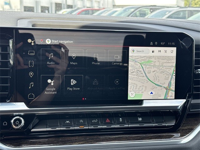 GMC Sierra 1500 Vehicle Full-screen Gallery Image 16