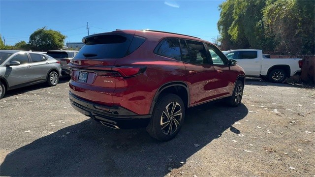Buick Enclave Vehicle Full-screen Gallery Image 08