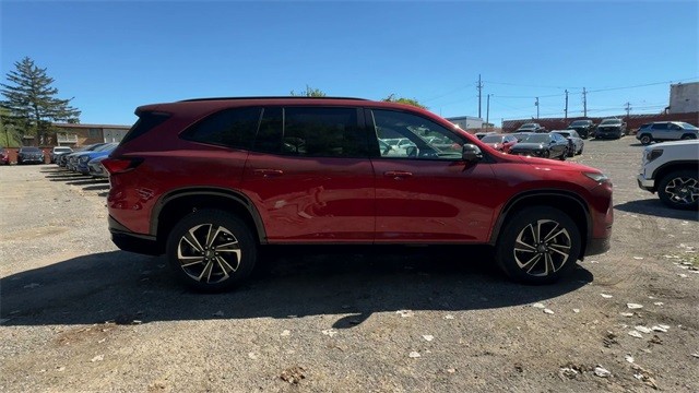 Buick Enclave Vehicle Full-screen Gallery Image 09