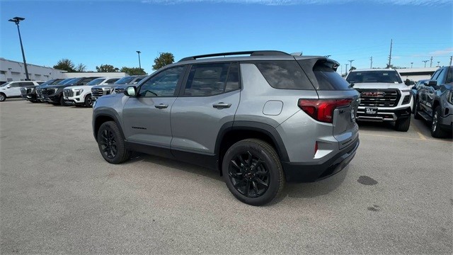 GMC Terrain Vehicle Full-screen Gallery Image 06